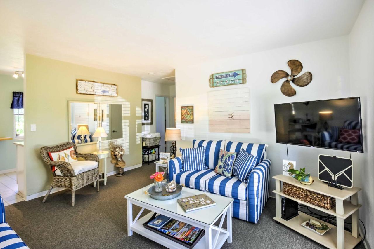 New Smyrna Beach Abode With Fire Pit, Walk To Beach! Екстер'єр фото